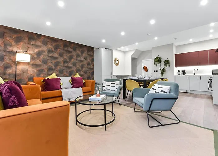 Hip & Happening 4Br Urban Gem For Large Groups