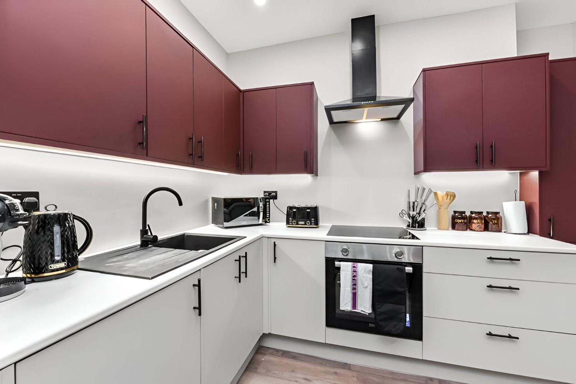 Apartment Hip & Happening 4br Urban Gem For Large Groups Harrow